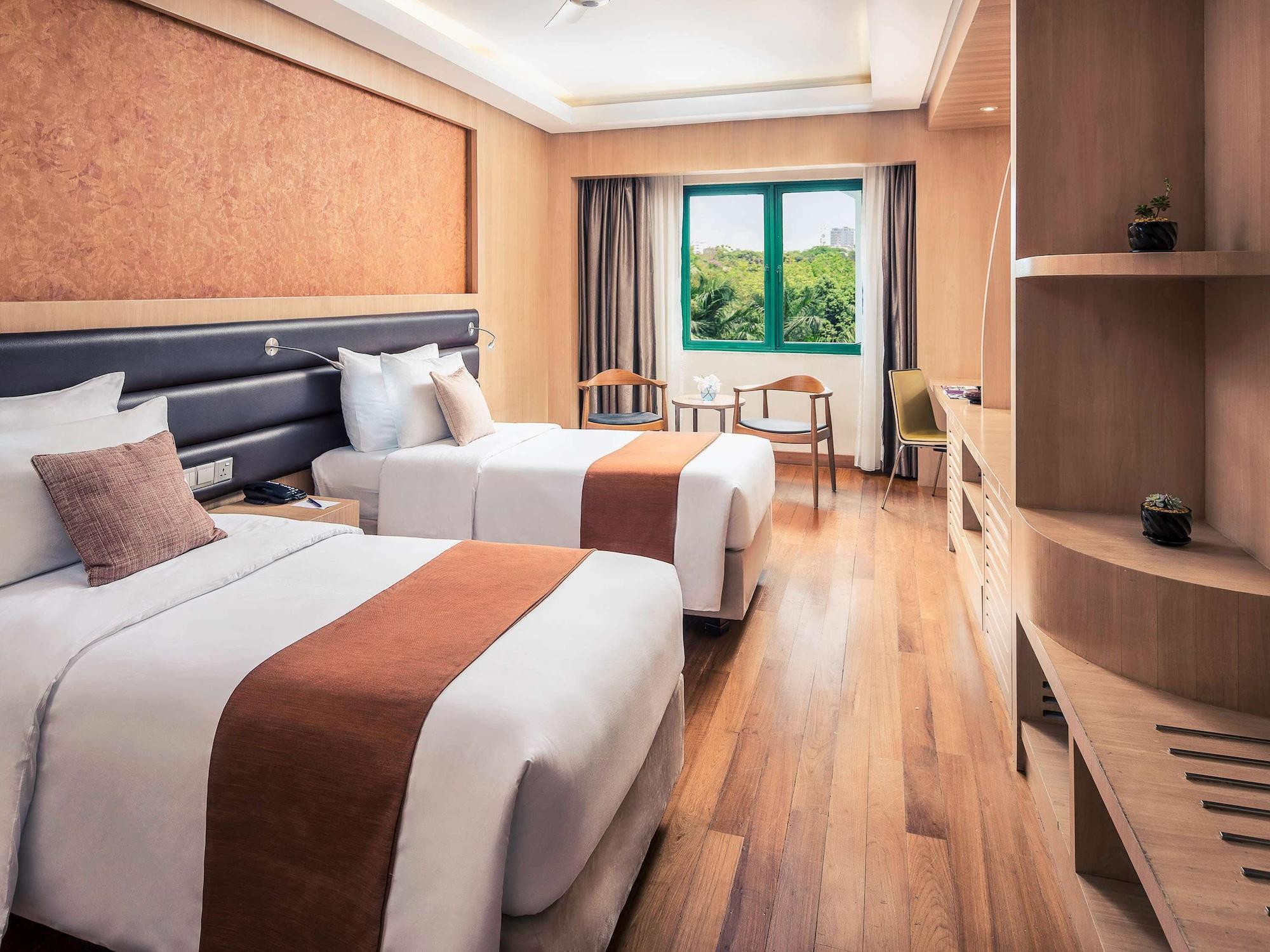 Mercure Yangon Kaba Aye Esterno foto