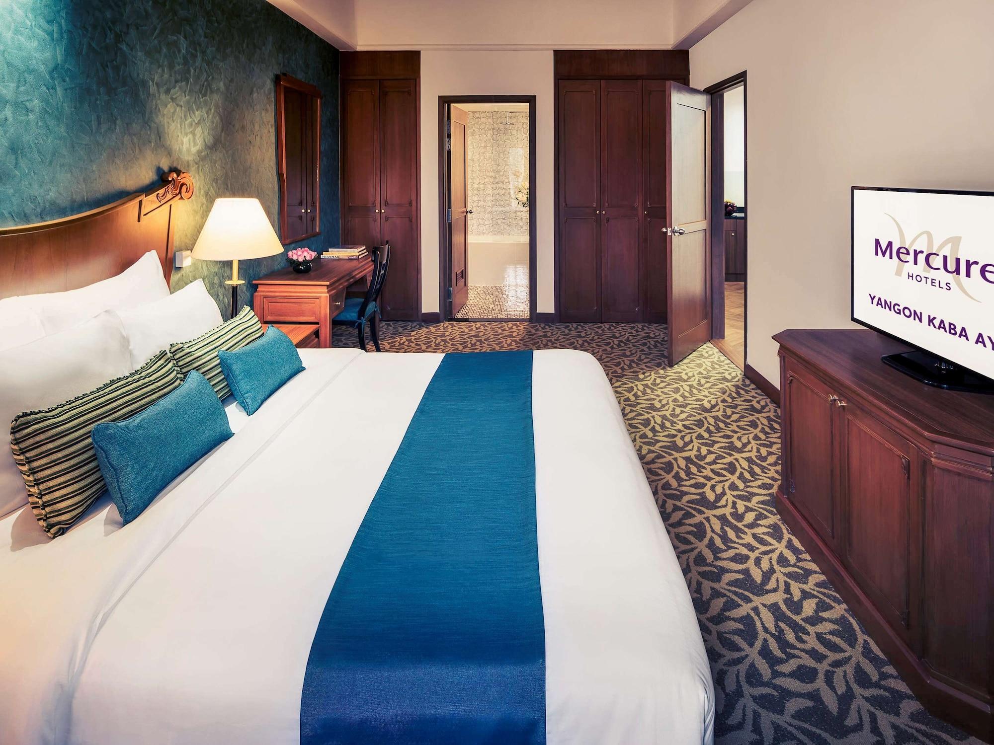 Mercure Yangon Kaba Aye Esterno foto