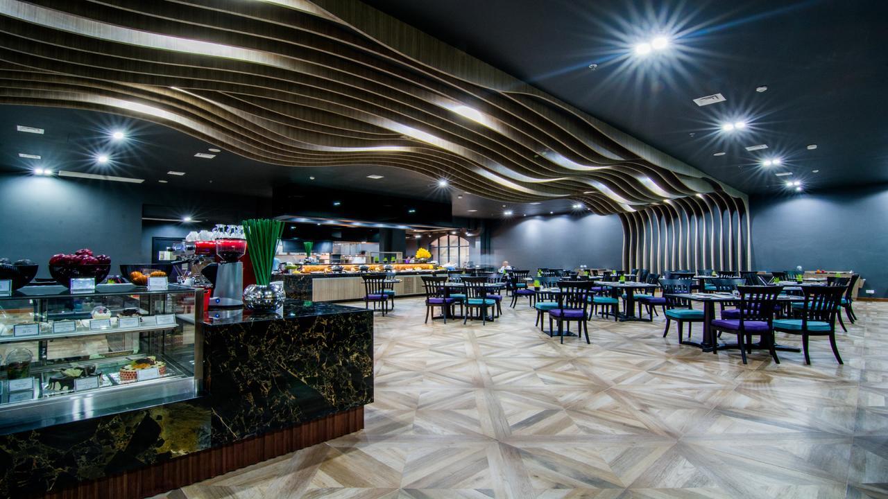 Mercure Yangon Kaba Aye Esterno foto