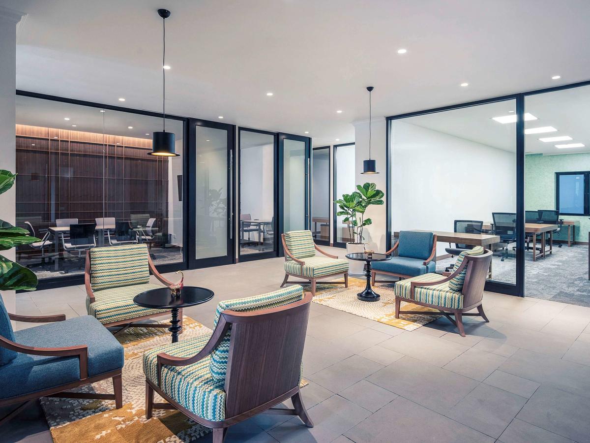Mercure Yangon Kaba Aye Esterno foto