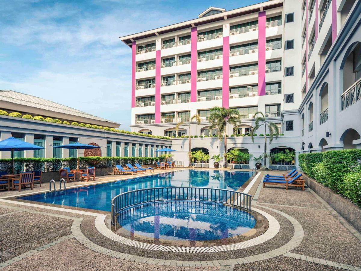 Mercure Yangon Kaba Aye Esterno foto