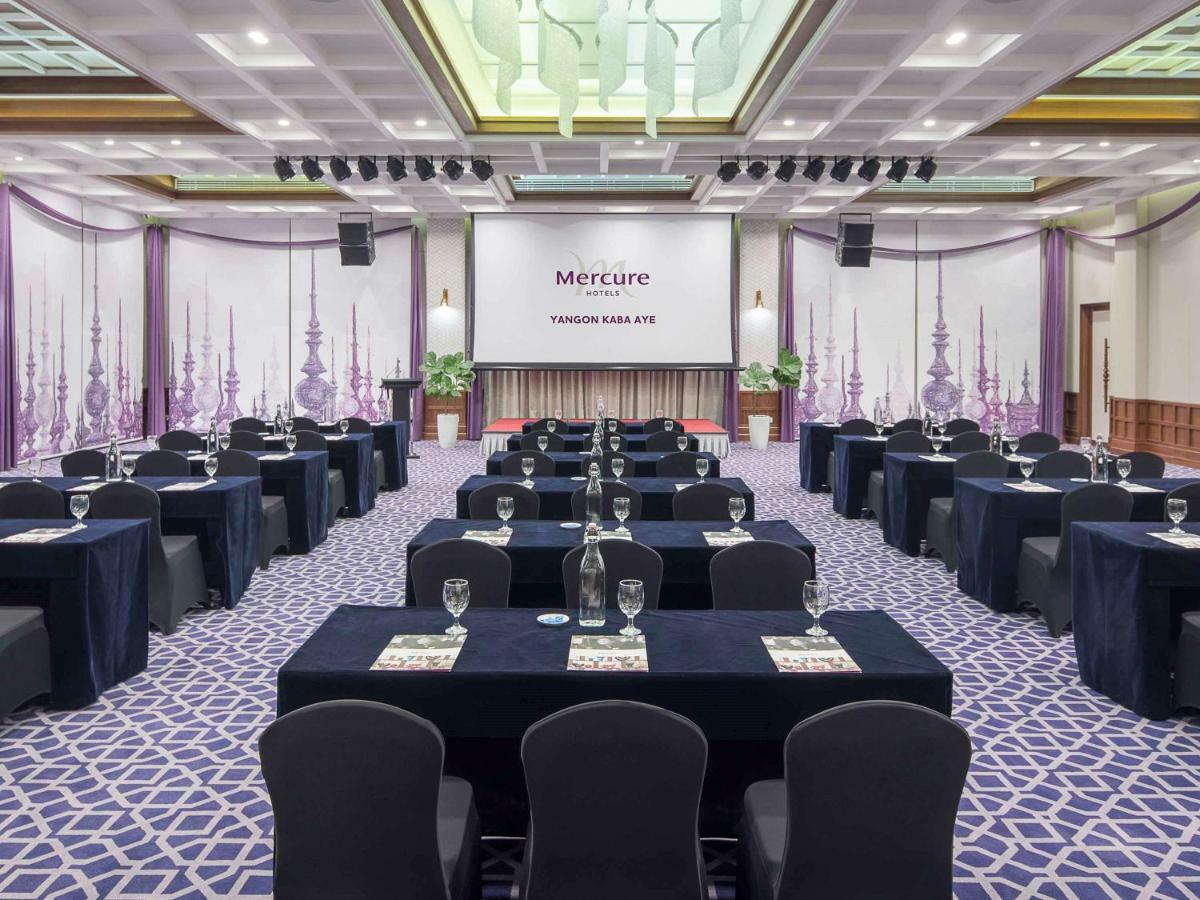 Mercure Yangon Kaba Aye Esterno foto