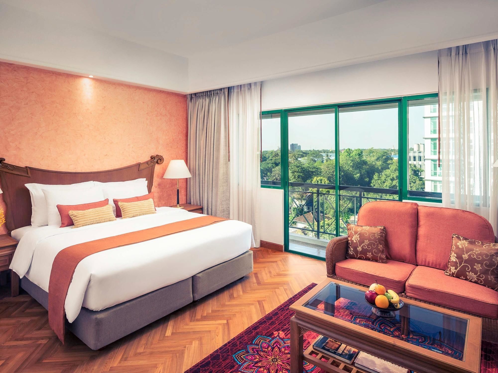 Mercure Yangon Kaba Aye Esterno foto