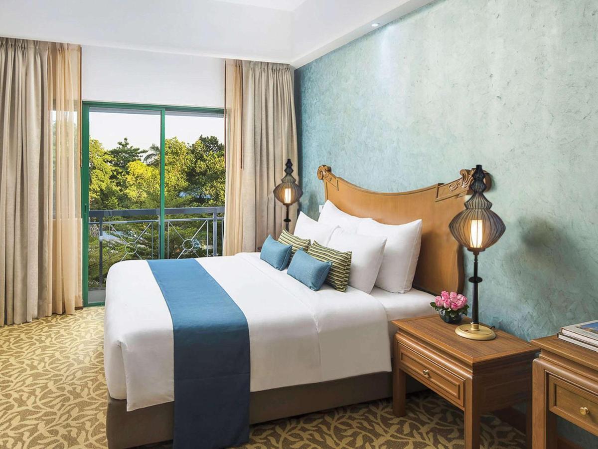 Mercure Yangon Kaba Aye Esterno foto